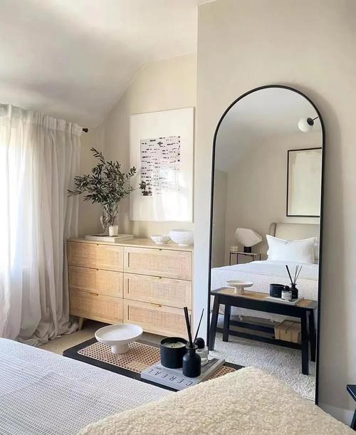 卧室摆放欧式镜子对风水有好处吗？