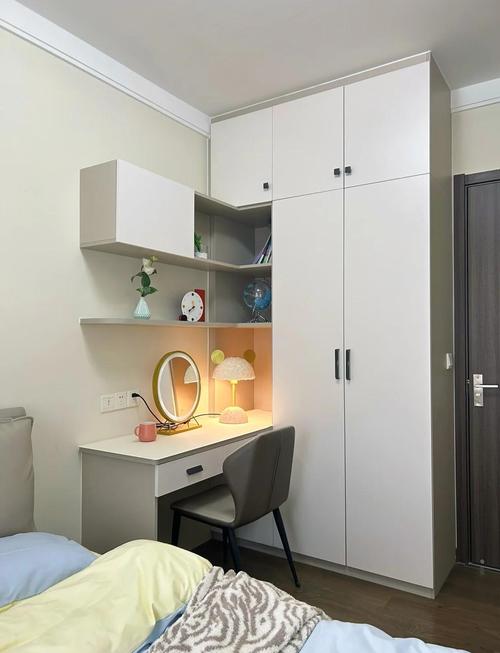 次卧书桌的风水讲究有哪些需要注意？