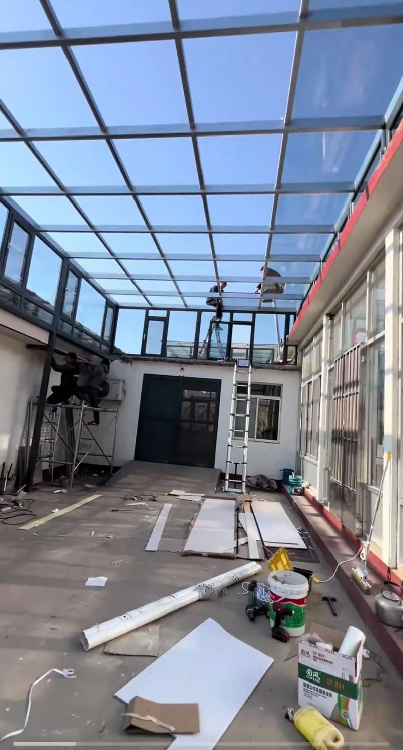 房顶安装玻璃会对住宅风水产生哪些不利影响？
