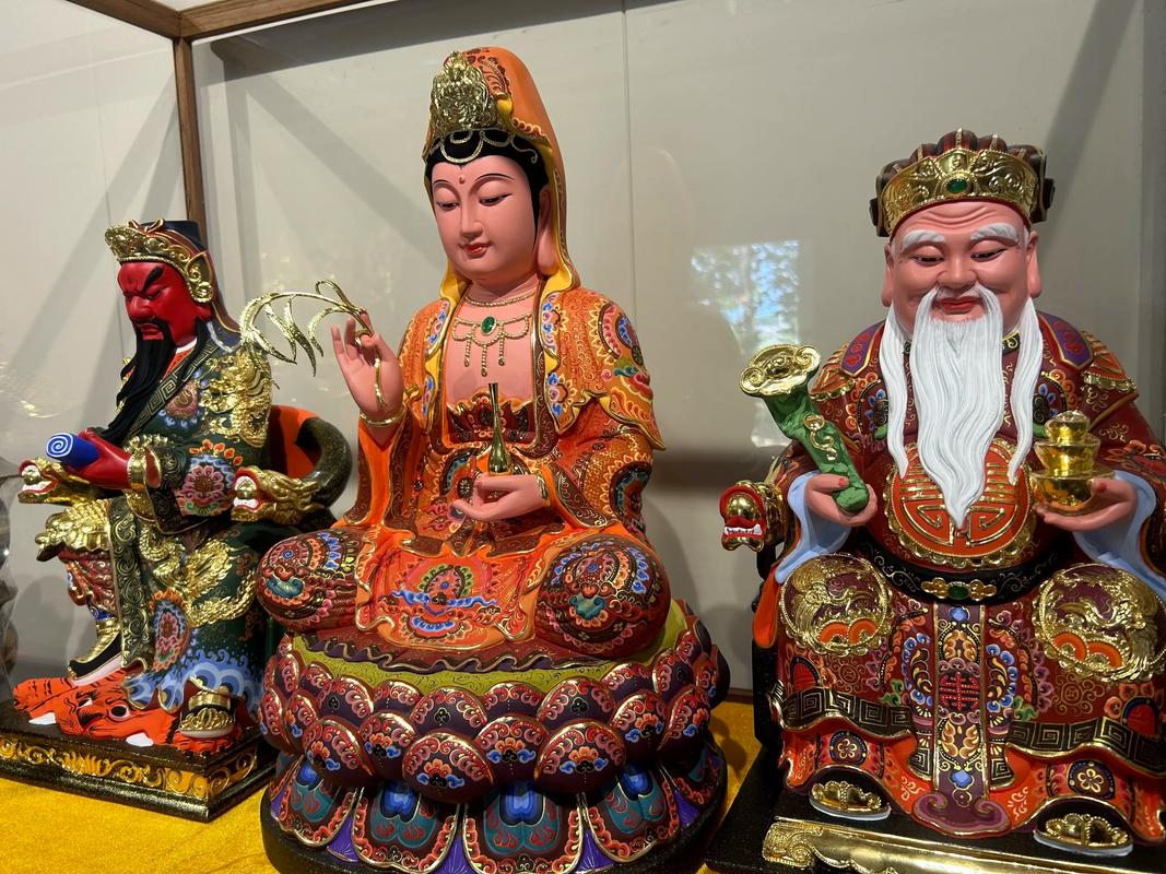 塑像摆放有何风水讲究，对家居或商业环境有何影响？