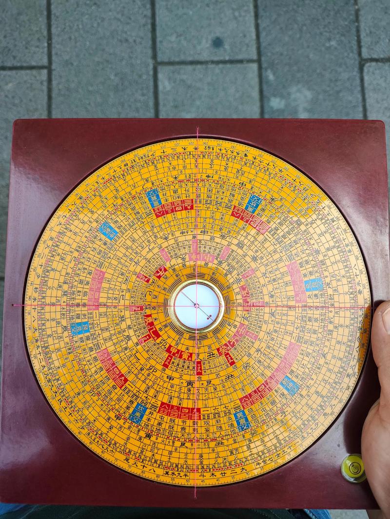 潮汕地区做生意时，是否特别讲究风水布局的奥秘？