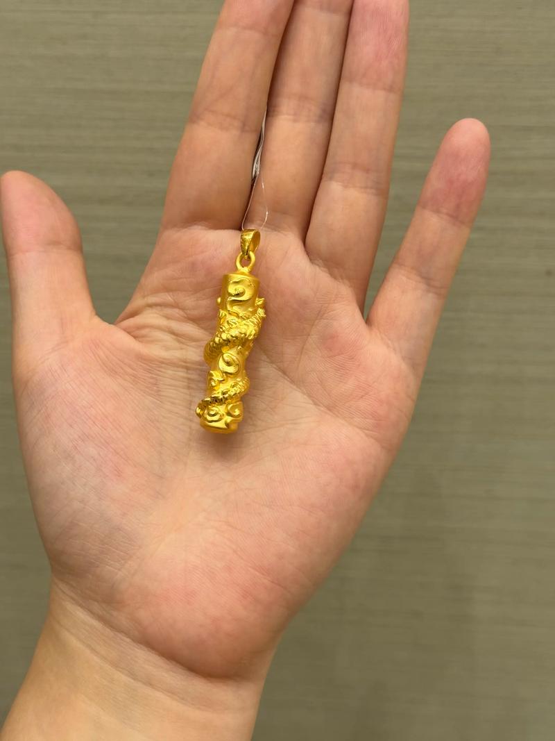 土命男性适合佩戴什么首饰能旺运势？