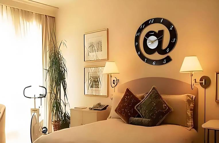 卧室摆放时钟风水上是否适宜？