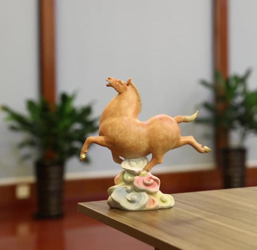 卧室风水禁忌，能否放置马形装饰品？
