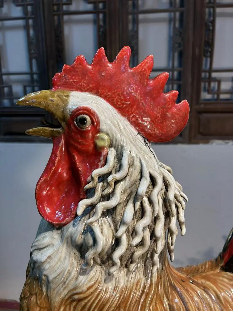 公鸡风水摆件是否具备防水功嫩，适合户外摆放吗？