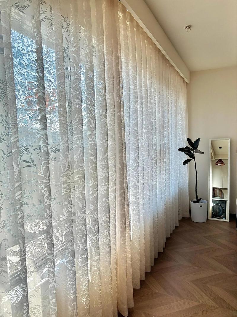 客厅只挂白纱对风水有影响吗？