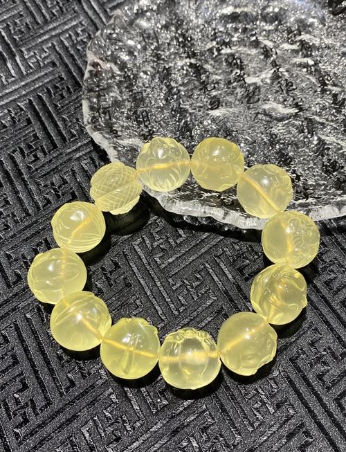 属蛇木命与哪种命合财运佳？大林木命适合佩戴何物提升运势？