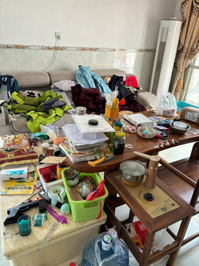 家里摆放破烂物品会对家居风水产生哪些不利影响？