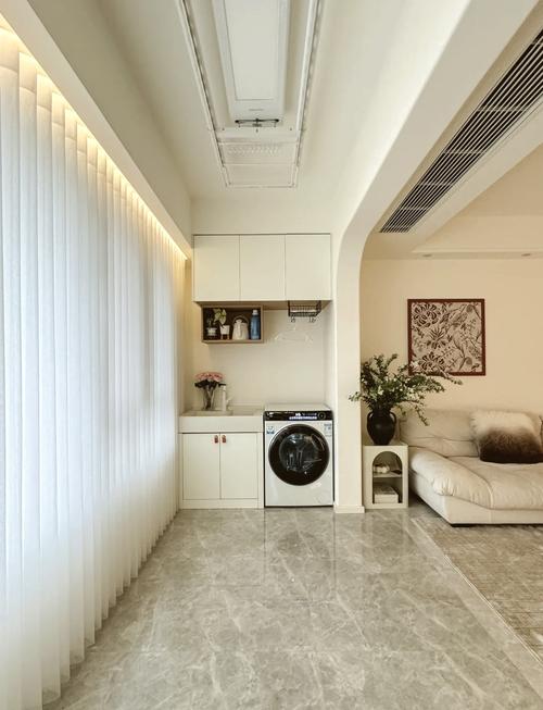 客厅与阳台相连的风水布局可行吗？