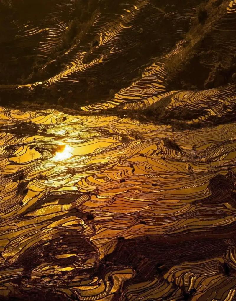 云南的哪些地方拥有极佳的地理风水，被认为是风水宝地呢？