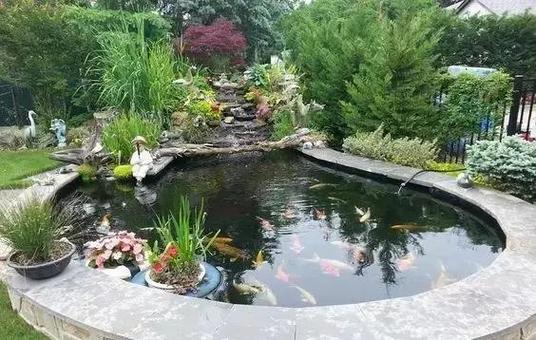 楼顶水池对住宅风水有何具体影响？