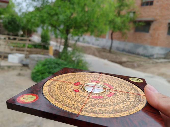 斗笠在风水上究竟有哪些具体的作用和影响呢？