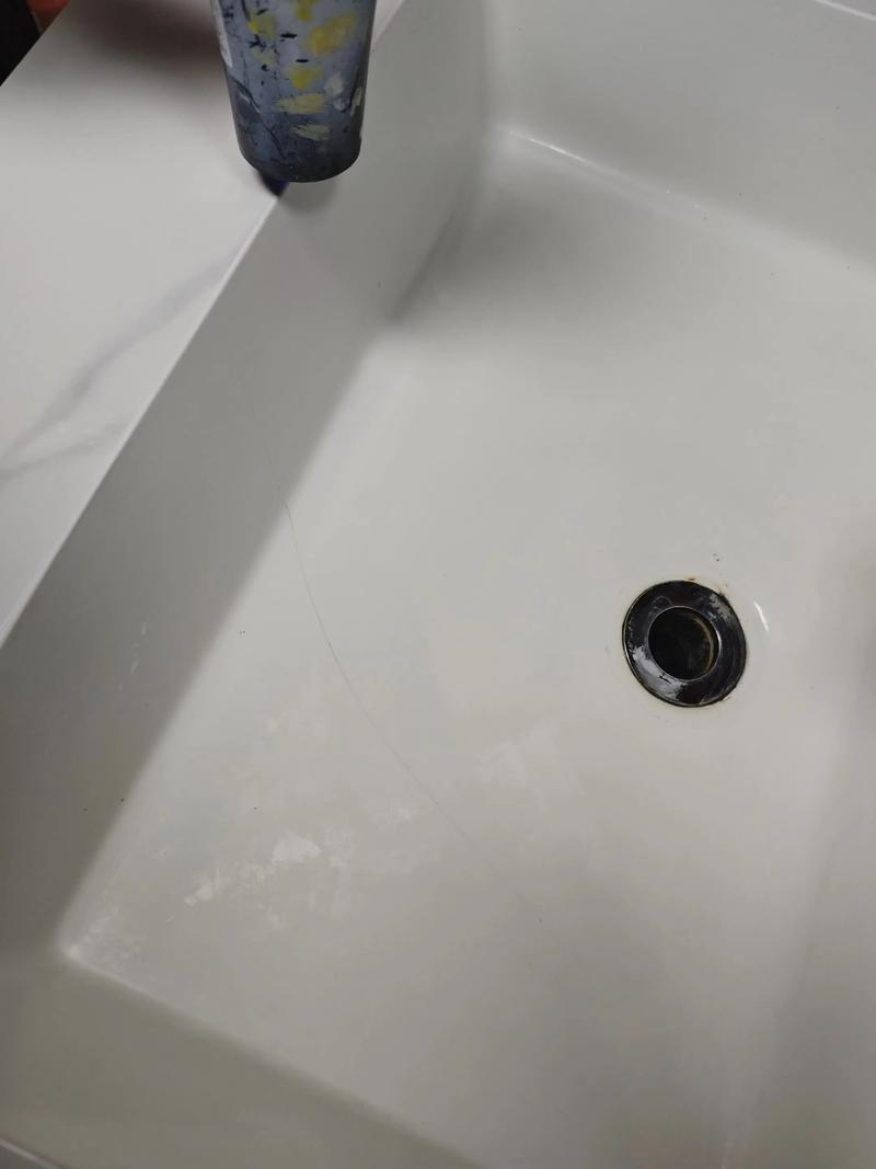 水盆裂纹对家居风水有何具体影响？