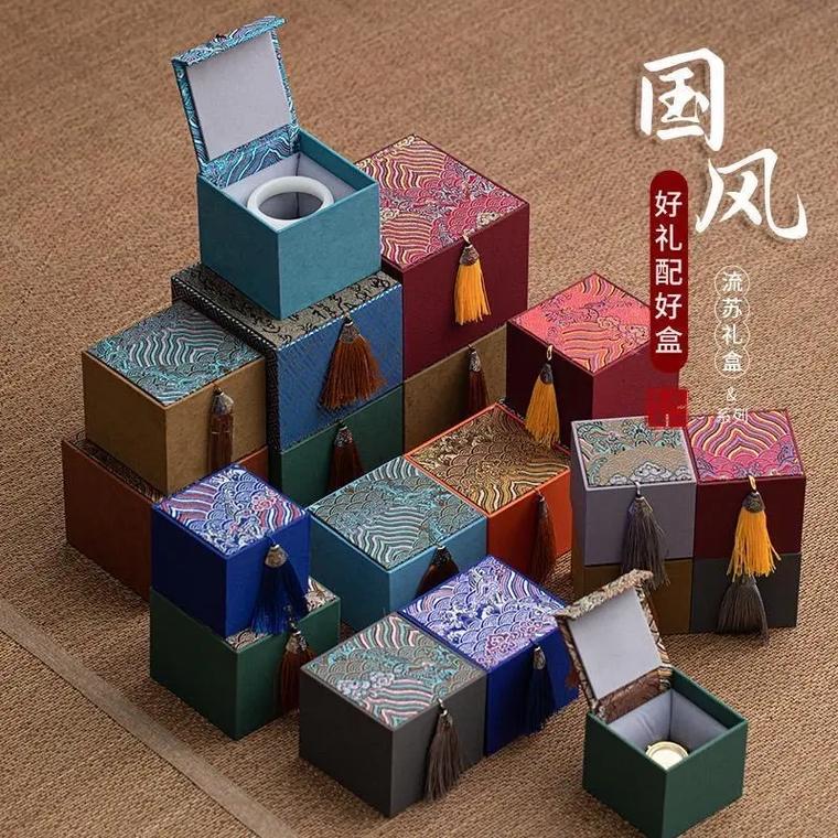 风水摆件需要用盒子装吗？哪种材质的盒子更合适？