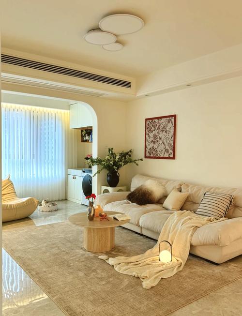 客厅与阳台相连的风水布局可行吗？