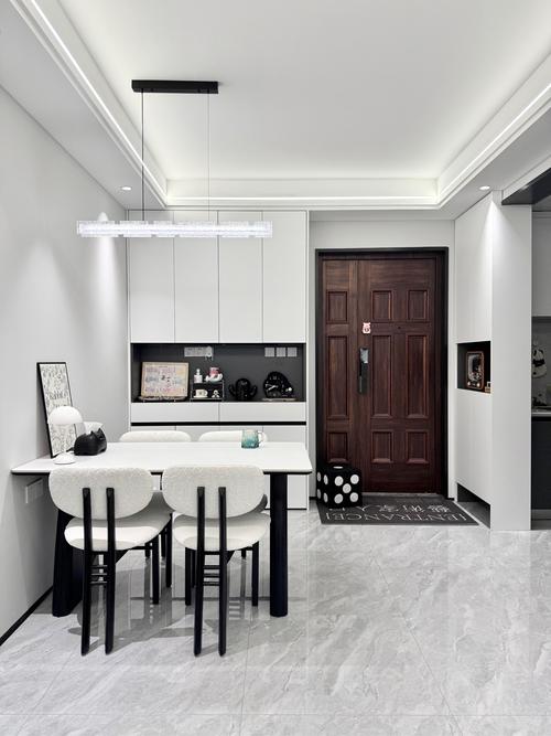 灰色地板对家居风水有怎样的影响？