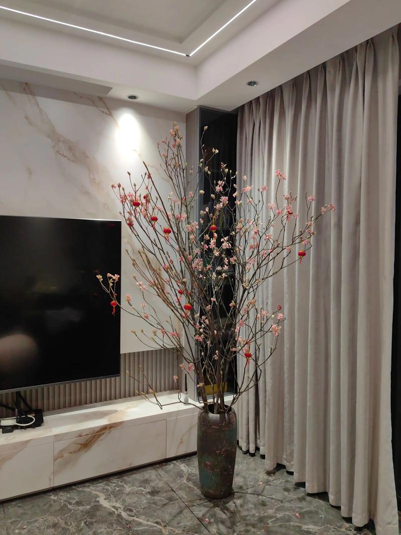 客厅摆放鲜花对风水有何影响或禁忌？