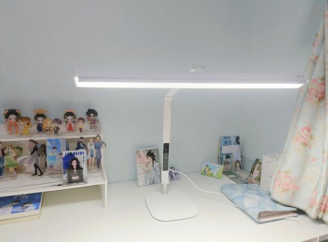 书桌摆放台灯对风水有影响吗？