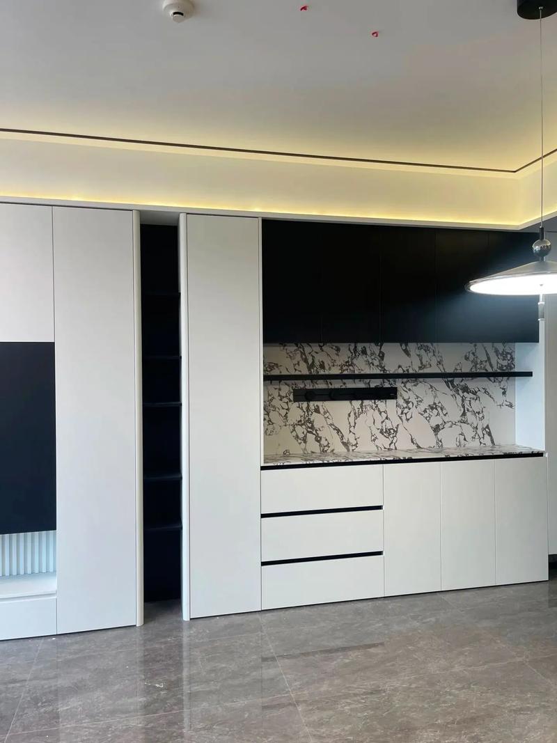 摆放黑白两色柜子会对家居风水产生怎样的影响呢？