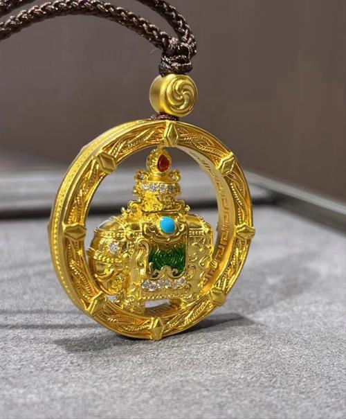 剑峰金命适合佩戴什么饰品？五行属金的人带什么吉祥物好？