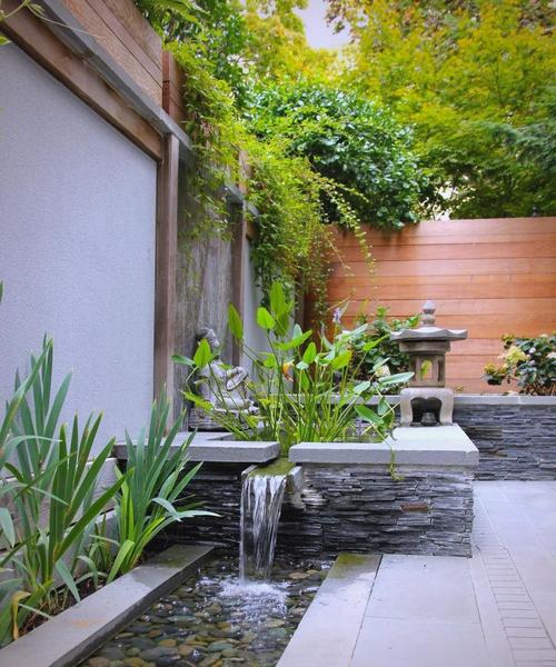 风水池正对大门会影响家居风水吗？