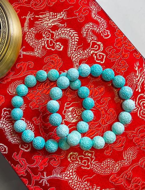 五行属木之人最适合佩戴哪些饰品或首饰？