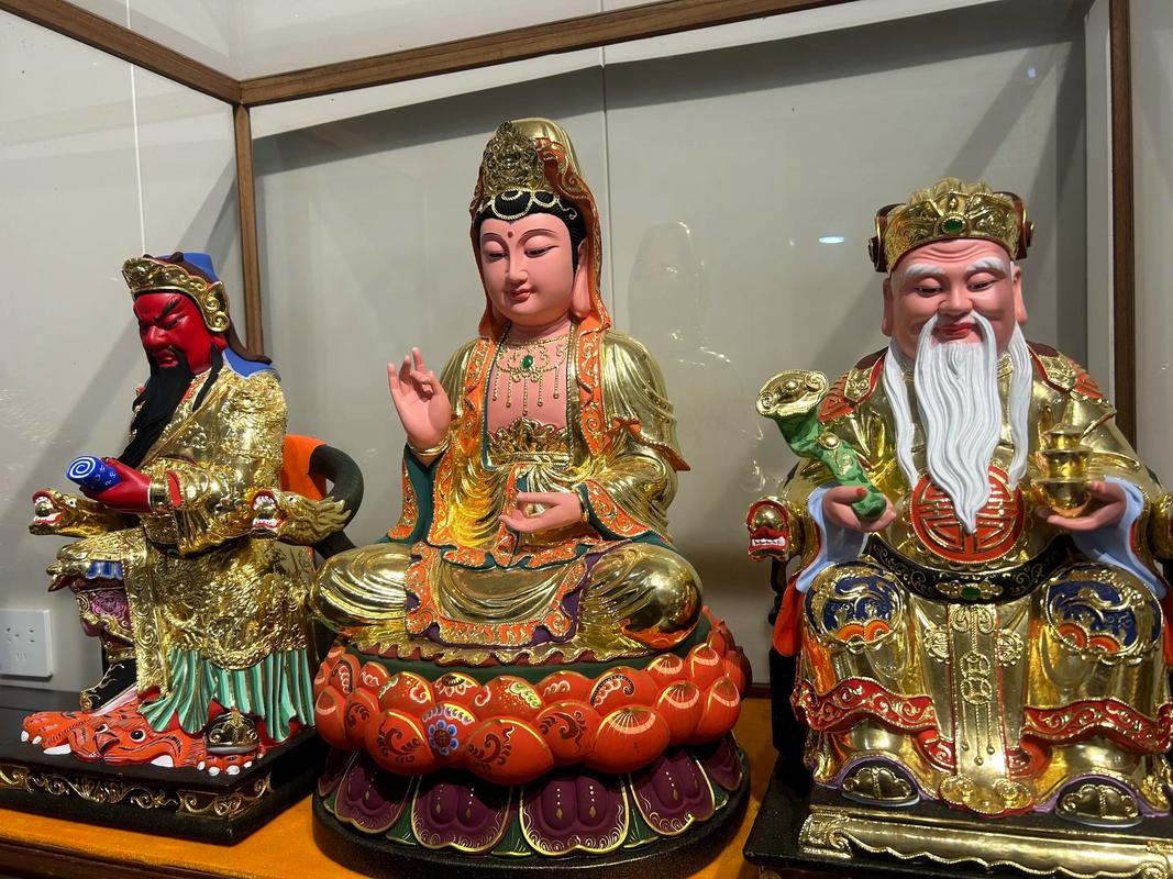 塑像摆放有何风水讲究，对家居或商业环境有何影响？