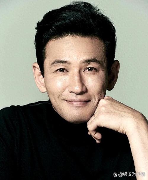 牙齿黄的男人面相是什么命运？