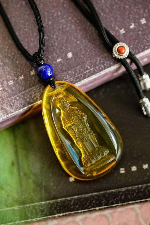 大海水命的人戴什么佛像和首饰比较好？