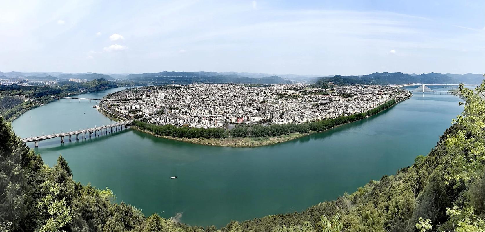 阆中修房子时是不是会考虑风水布局的问题呢？