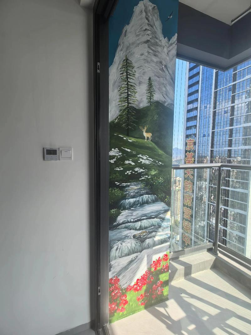 阳台挂画合适吗？这样的风水布局好不利？