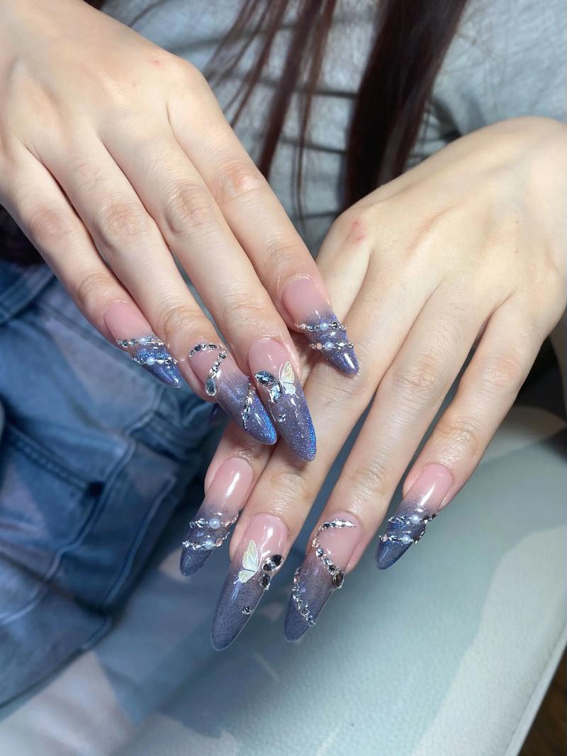 美甲颜色和款式真的会影响我的运势和风水吗？